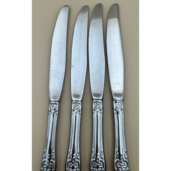 4 Oneida Distinction Deluxe KENNETT SQUARE Stainless Knives - Picture 3 of 5